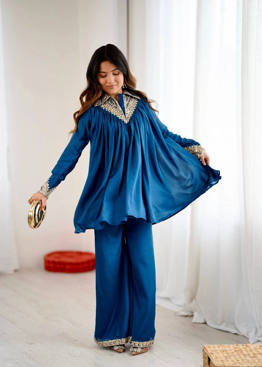 Riddhi Embroidery Sequence Suit Set.