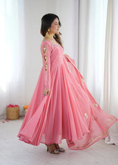Pink Suit V-neck sequins floral embroidery close up detail KU268