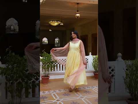 Pale Yellow Roman Cotton Suit