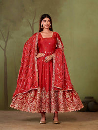 Red Embroidered Codding Suit – Anarkali Silk Blend