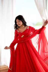 Red Suit model V-neck sequins floral embroidery close up KU268