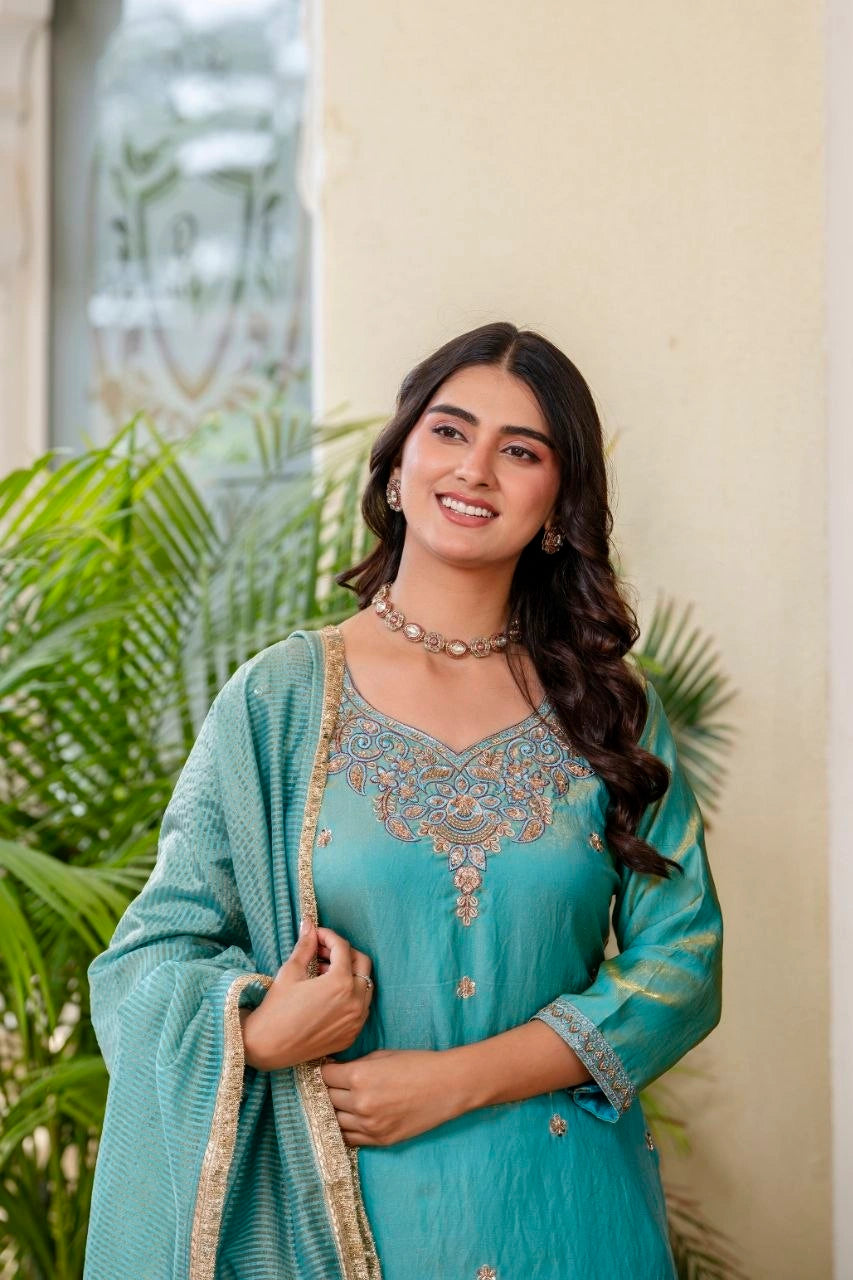 Sea Green Beads Work Suit close-up sweetheart neckline beads detail – Kalyanja KU296