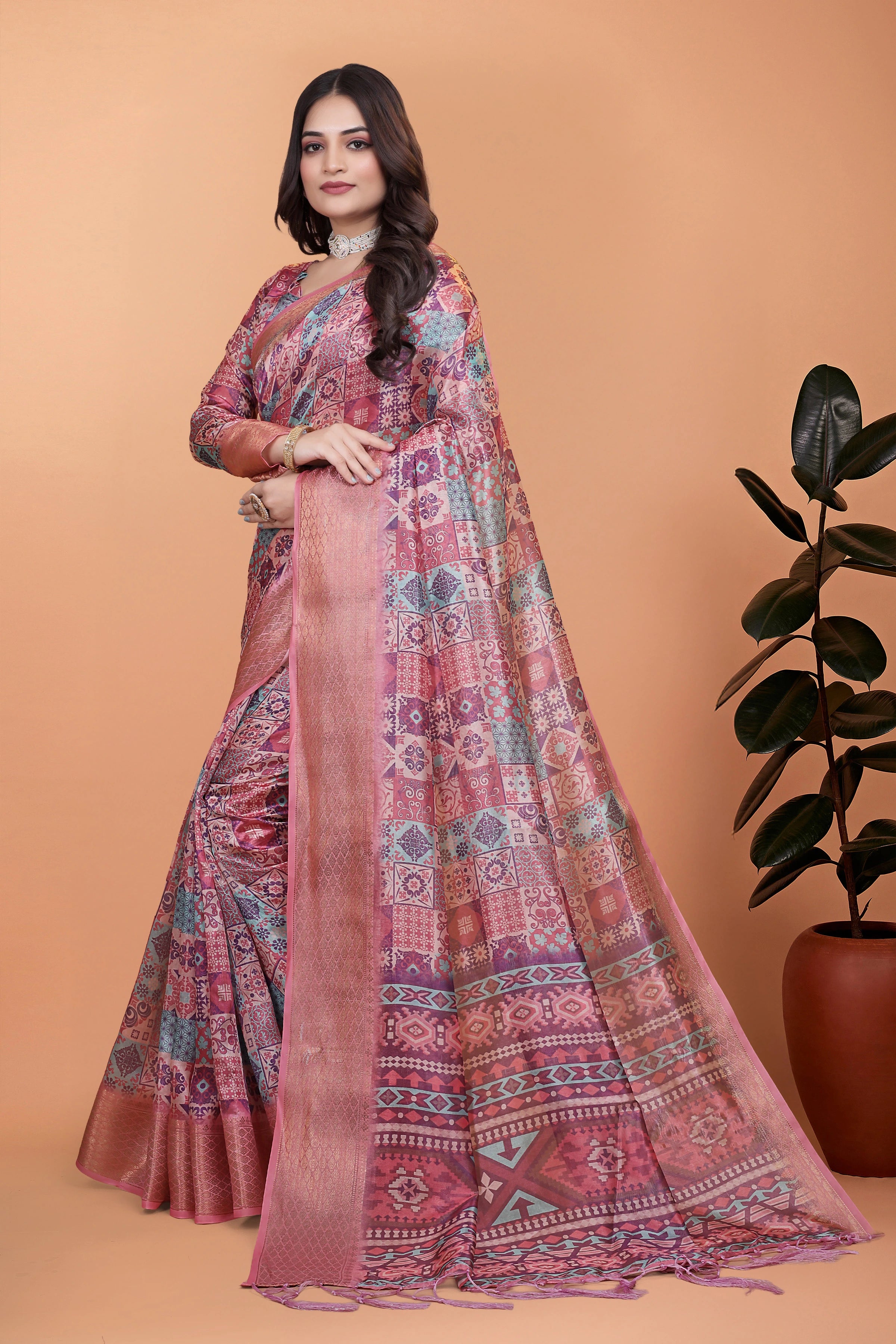 Soft Pink Zari Weaving Saree Patchwork Print Full Front | Kalyanja KS364