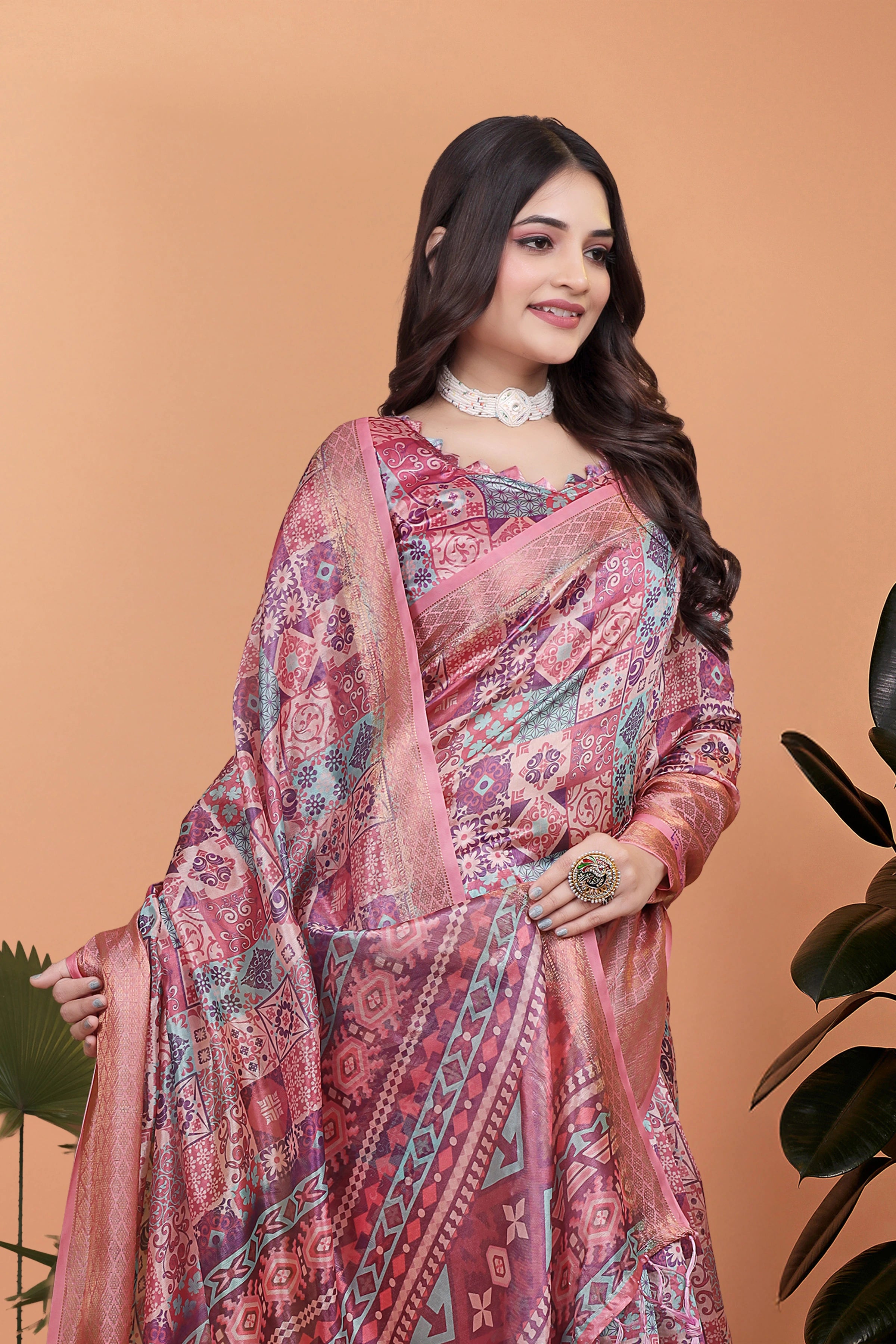 Soft Pink Premium Crystal Saree Zari Border Close-Up | Kalyanja KS364