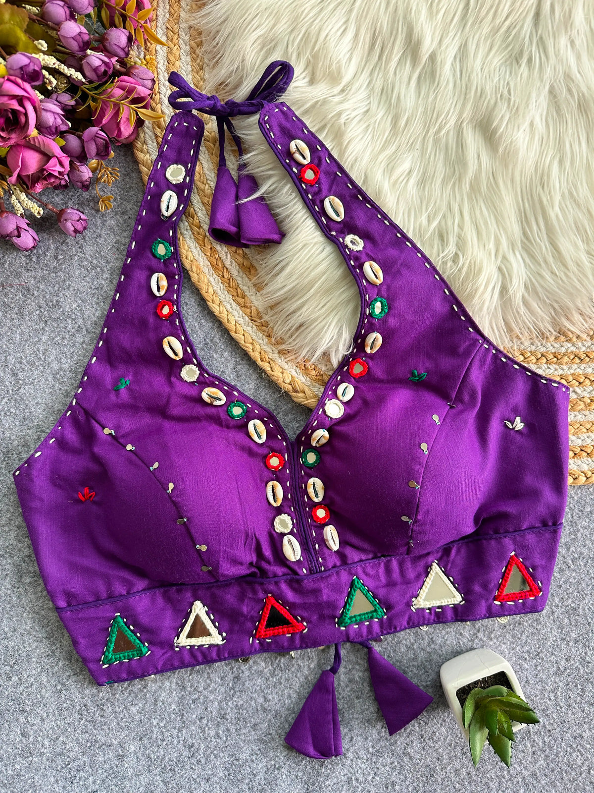 Soft Purple Handwork Mirror Work Blouse front view – V-neck cowrie shells mirrors KB43 Kalyanja
