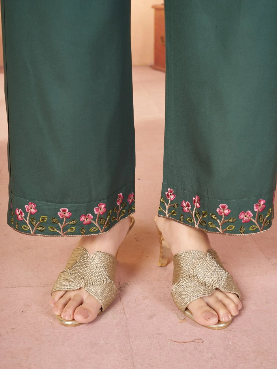 teal green multi thread embroidered coord set kalyanja kc12 pants hem embroidery detail