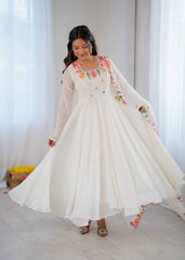 White Floral Embroidered Anarkali Suit model shot 40 – Kalyanja KU302