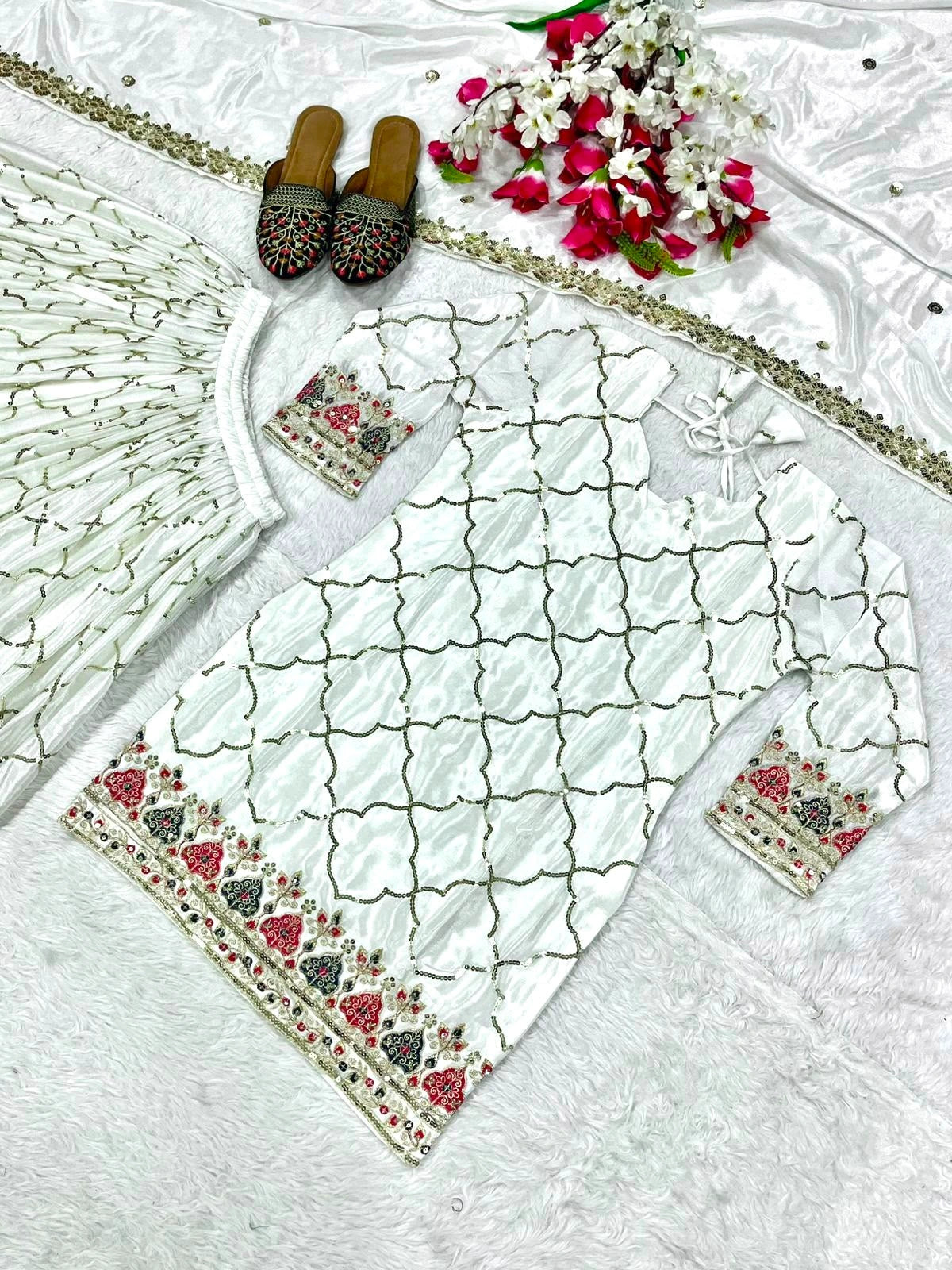 White Sequins Embroidered Suit dupatta flat lay detail KU263 Kalyanja