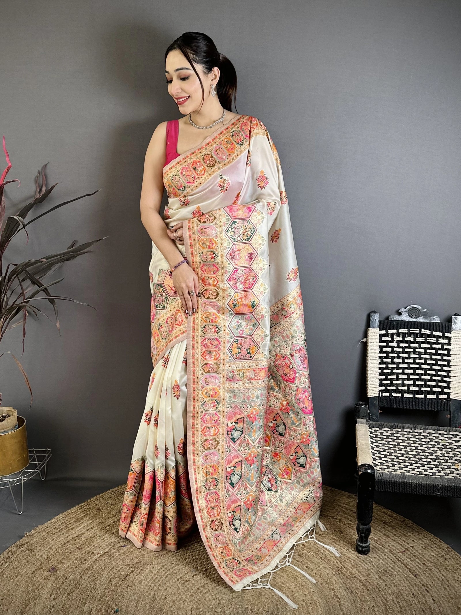 White Zari Weaving Saree full front drape – KS372