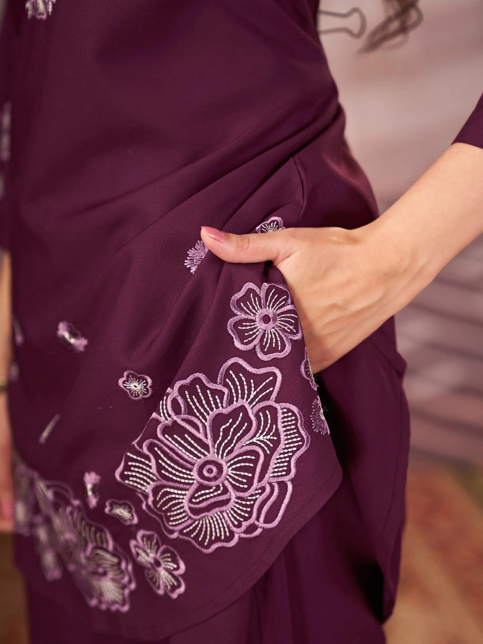 wine multi thread embroidered coord set kalyanja kc13 hem border embroidery detail