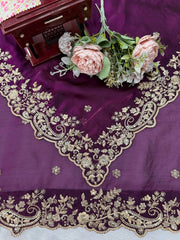 Wine saree embroidered pallu close view