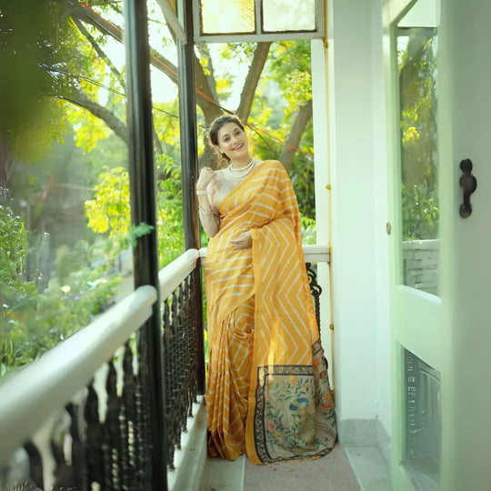Woman Yellow Geometric Saree Floral Embroidered Pallu
