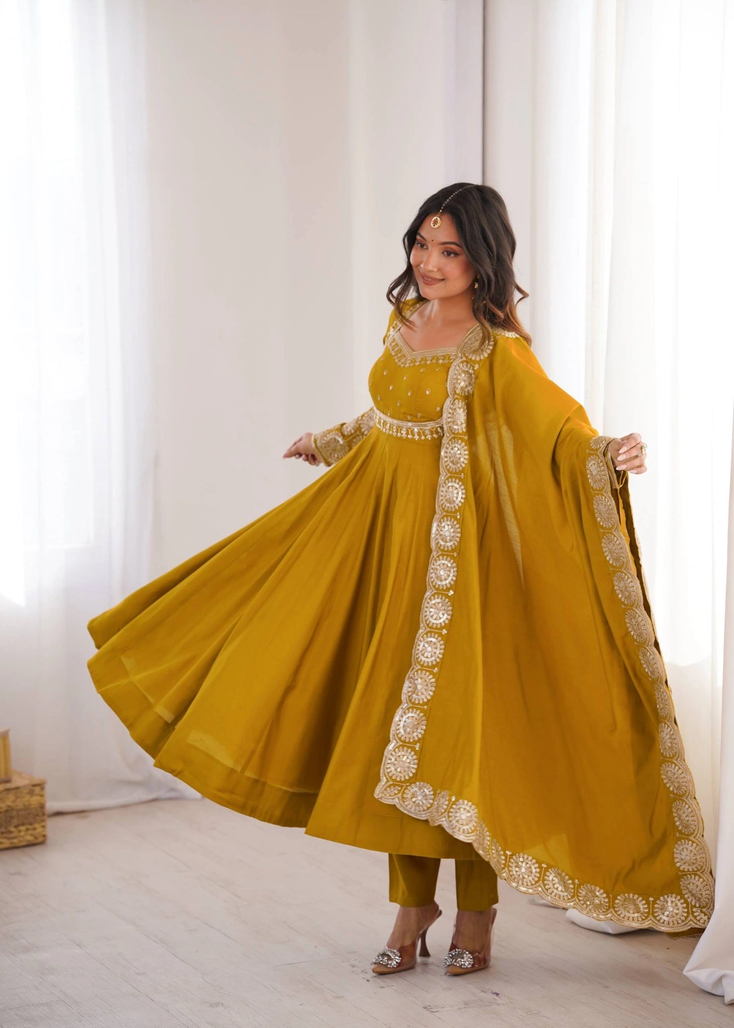 Yellow Anarkali Suit Close-Up Neckline Embroidery Detail Kalyanja KU274