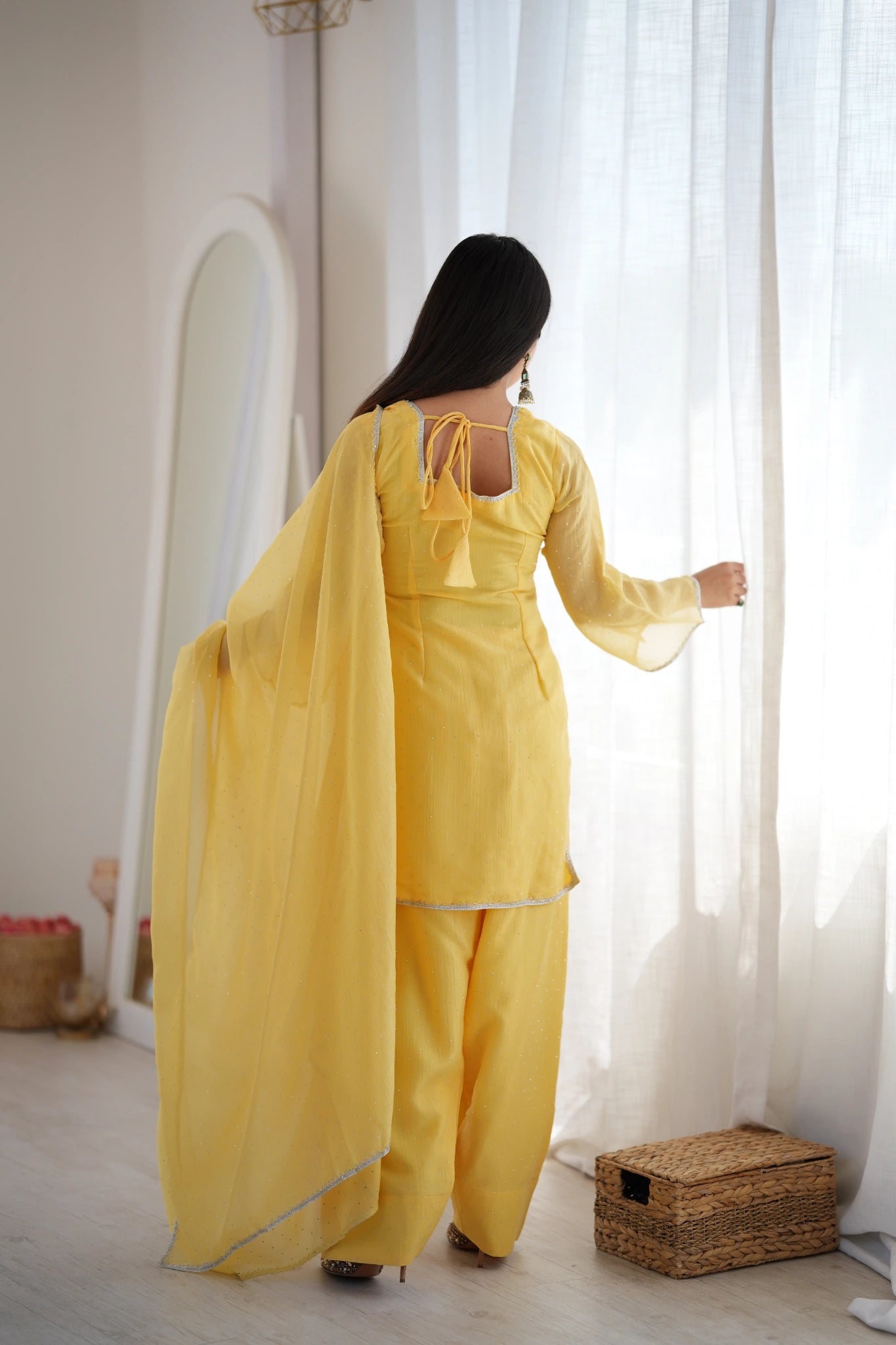 Yellow suit - U-back with tie-up back view